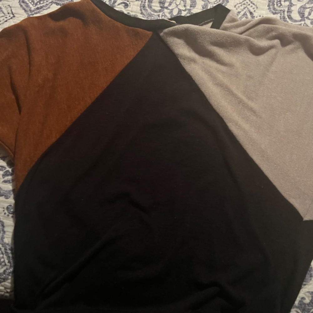 Sweater - Picture 3 of 3